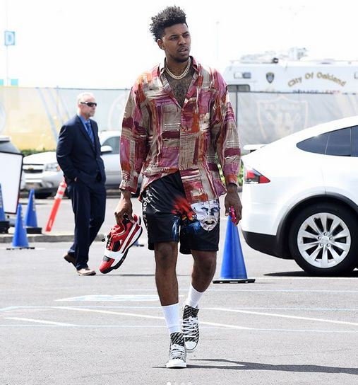 阿斯：英超俱乐部在密切关注罗克，他可能回归巴西11月大名单（阿斯报：英超多队盯上罗克，他有望回归巴西队11月大名单）