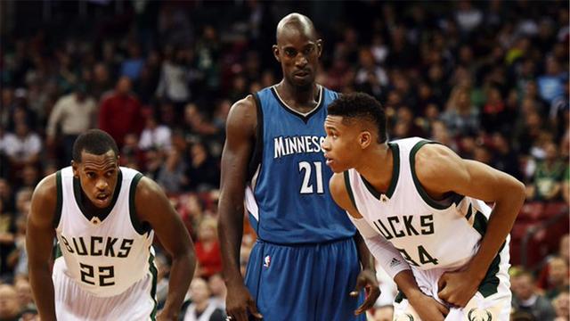 中超比赛亮点：上海海港2-1战胜山东泰山,（中超焦点战：上海海港2比1击败山东泰山）