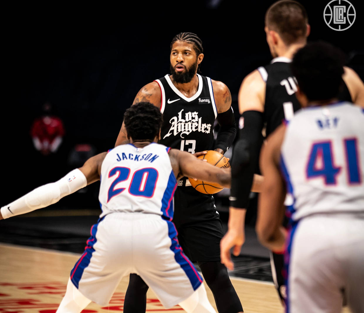 英超球队伤病更新：阿森纳多名主力缺阵,（英超伤情汇总：阿森纳多位核心因伤缺席）