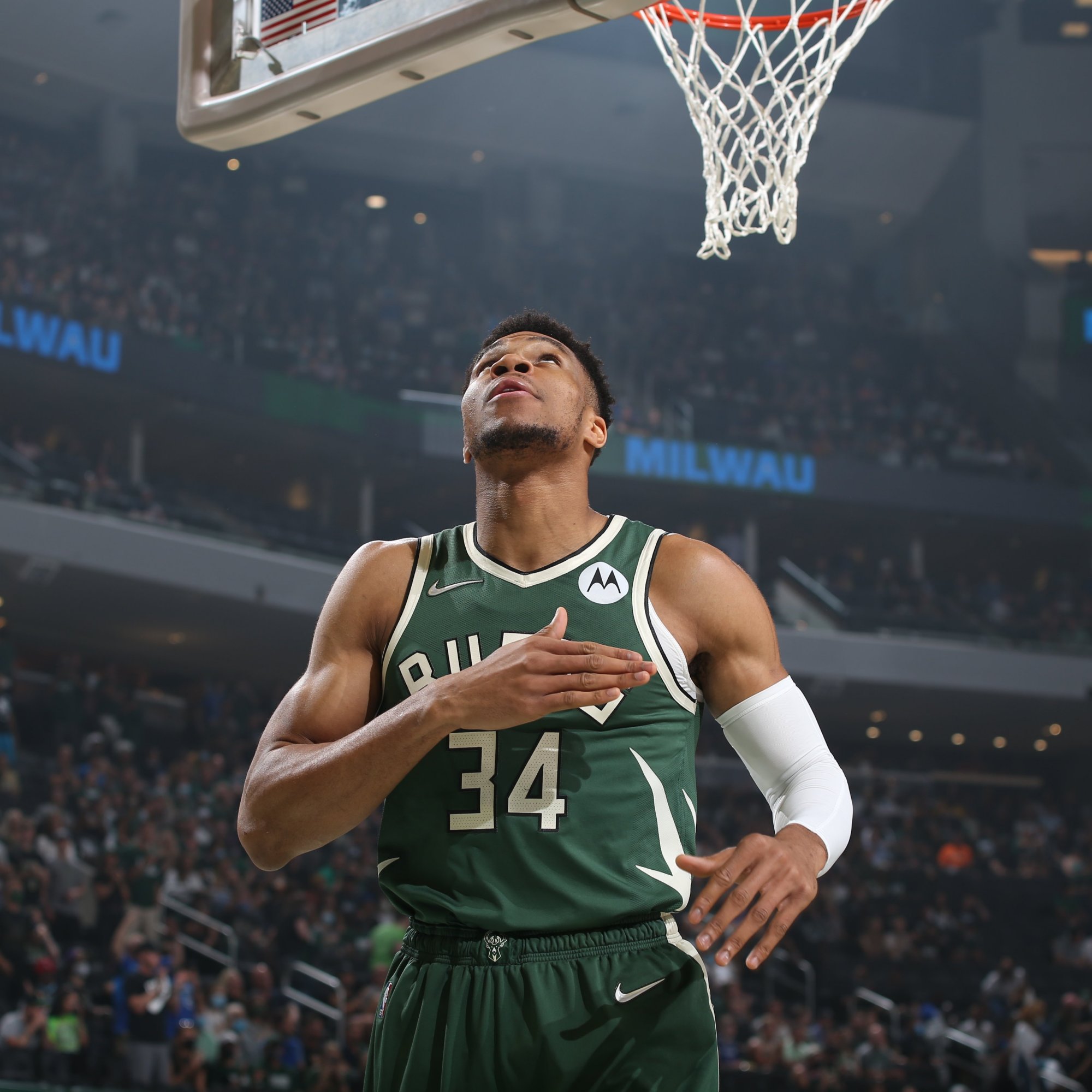 贝尔戈米：看看那不勒斯有多少人缺阵，如今他们比上赛季更强（贝尔戈米：伤员这么多，如今的那不勒斯仍强过上赛季）